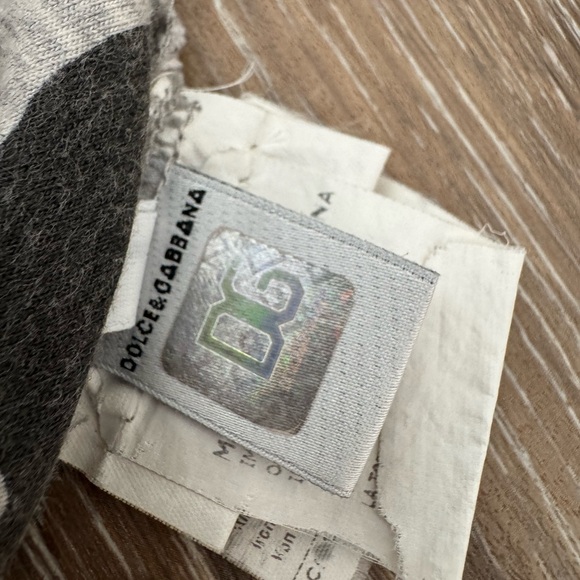 Dolce and Gabbana vintage tshirt - Picture 6 of 12